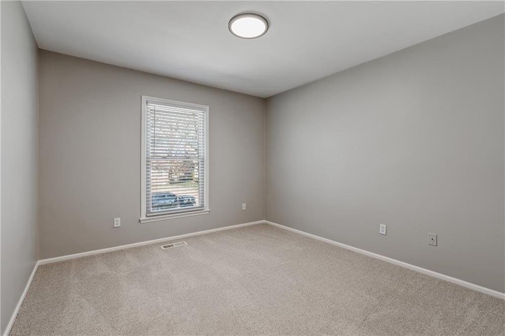 14621 W 89th Street — photo 31