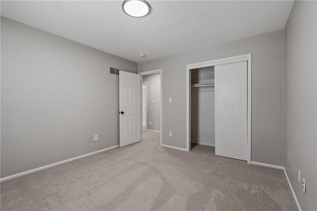 14621 W 89th Street — photo 34