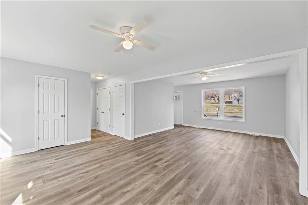 728 N Fuller Street — photo 8