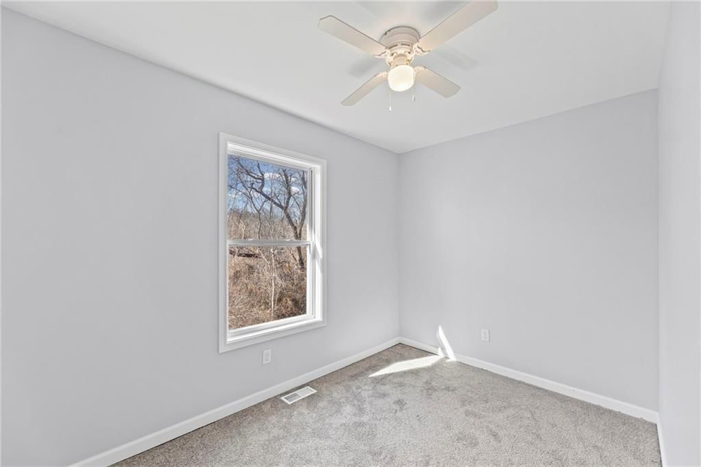 728 N Fuller Street — photo 14