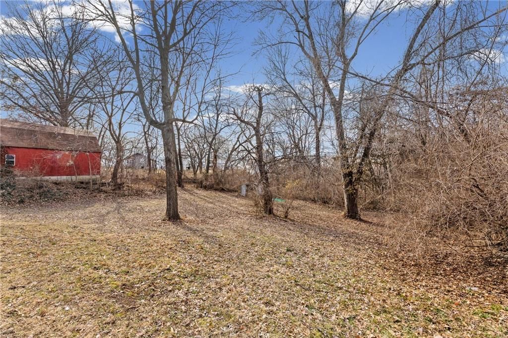 728 N Fuller Street — photo 26
