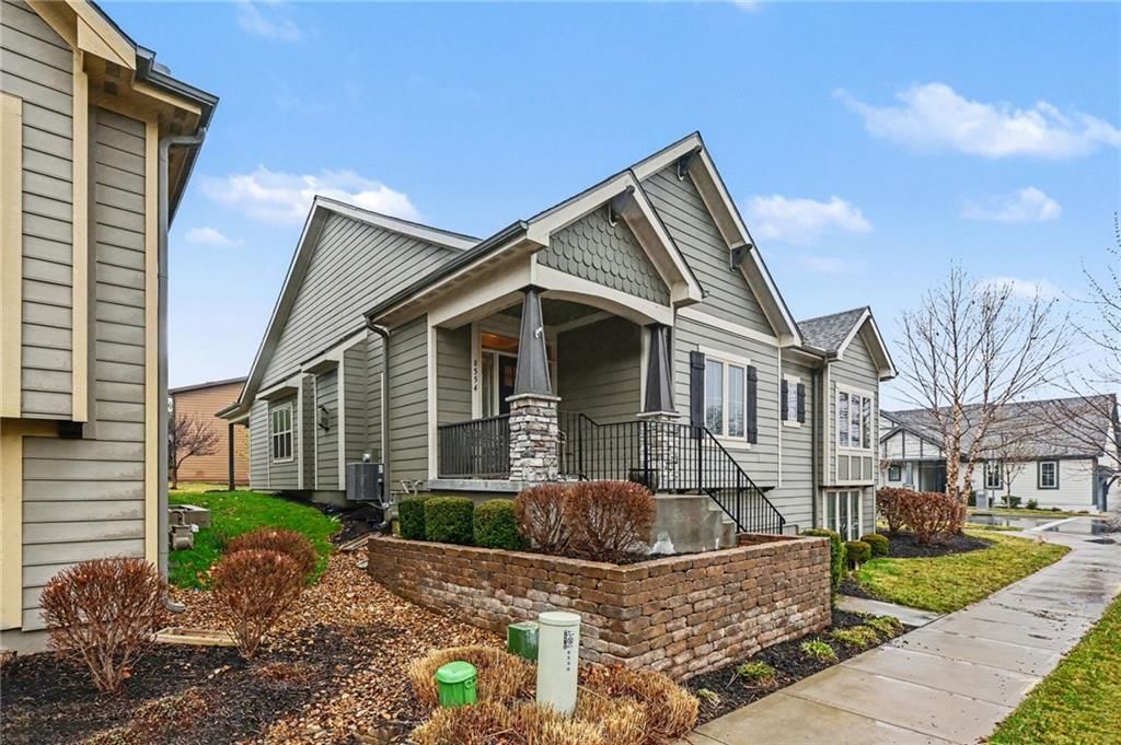 8554 Barstow Street — photo 4