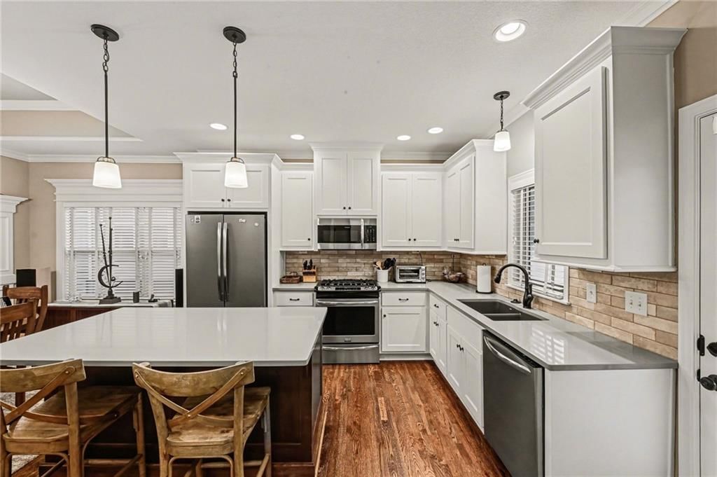 8554 Barstow Street — photo 13