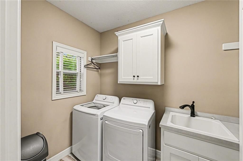 8554 Barstow Street — photo 15