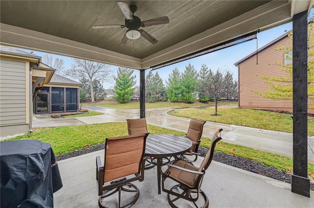 8554 Barstow Street — photo 23