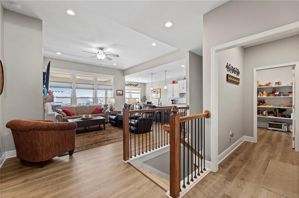 925 N Willow Court — photo 5