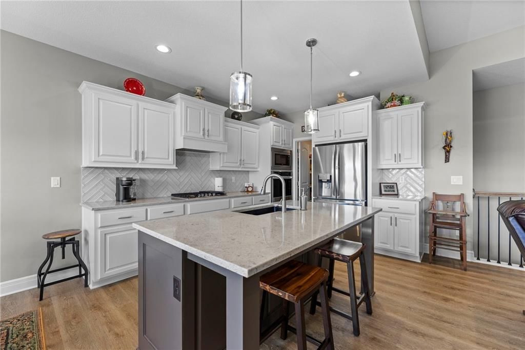925 N Willow Court — photo 11