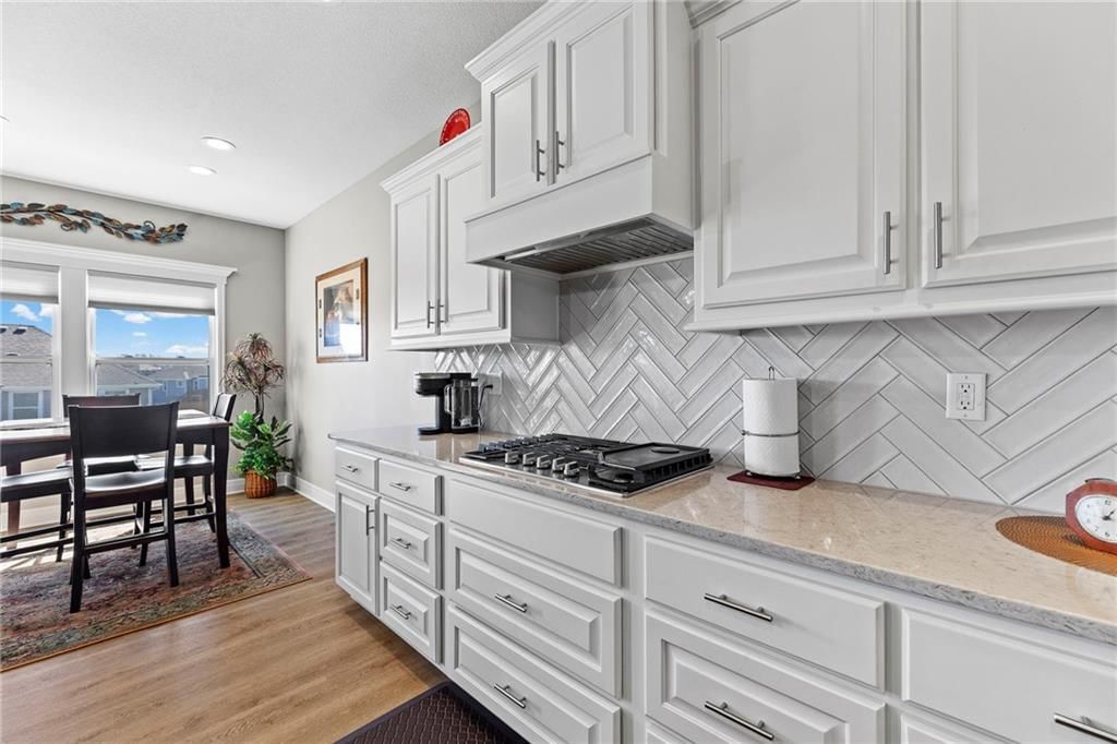 925 N Willow Court — photo 14