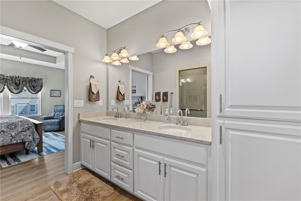 925 N Willow Court — photo 24