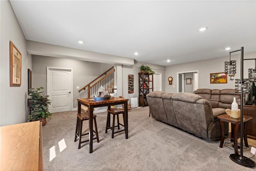 925 N Willow Court — photo 28