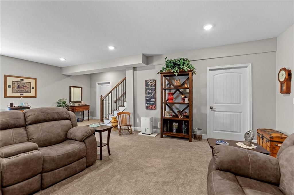 925 N Willow Court — photo 30