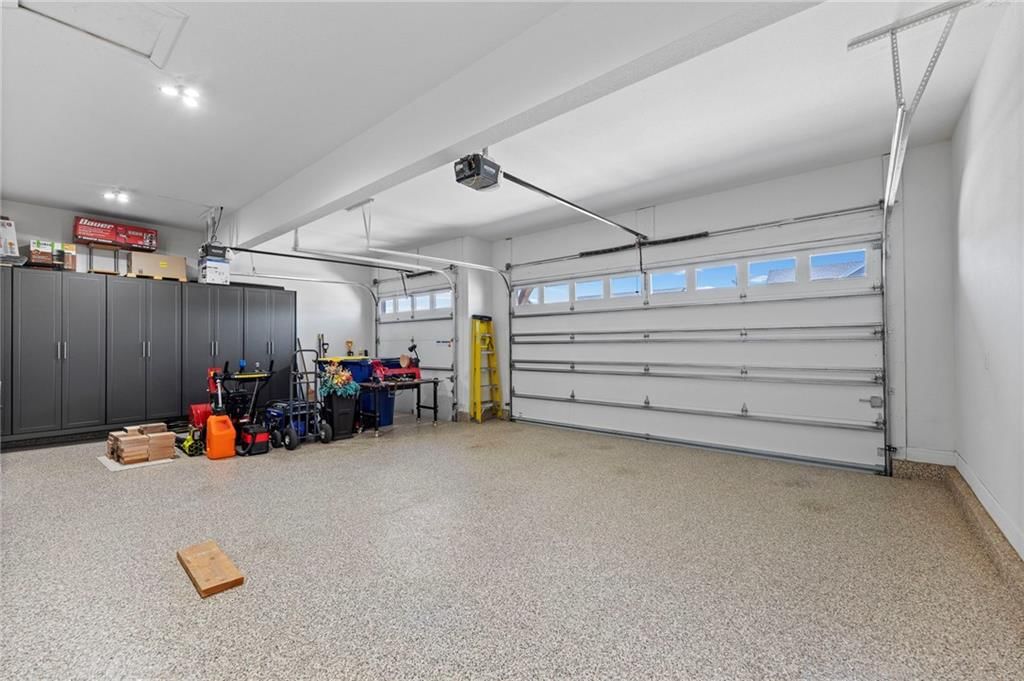 925 N Willow Court — photo 43