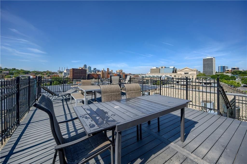 360 W Pershing Road — photo 15