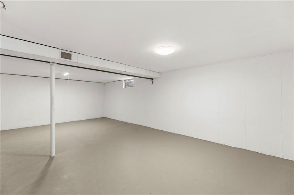802 W Jones Street — photo 32