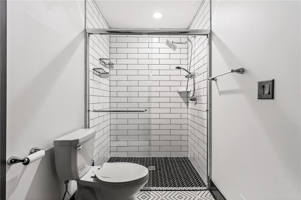 930 S Harmony Avenue — photo 16