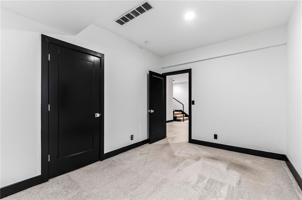 930 S Harmony Avenue — photo 28