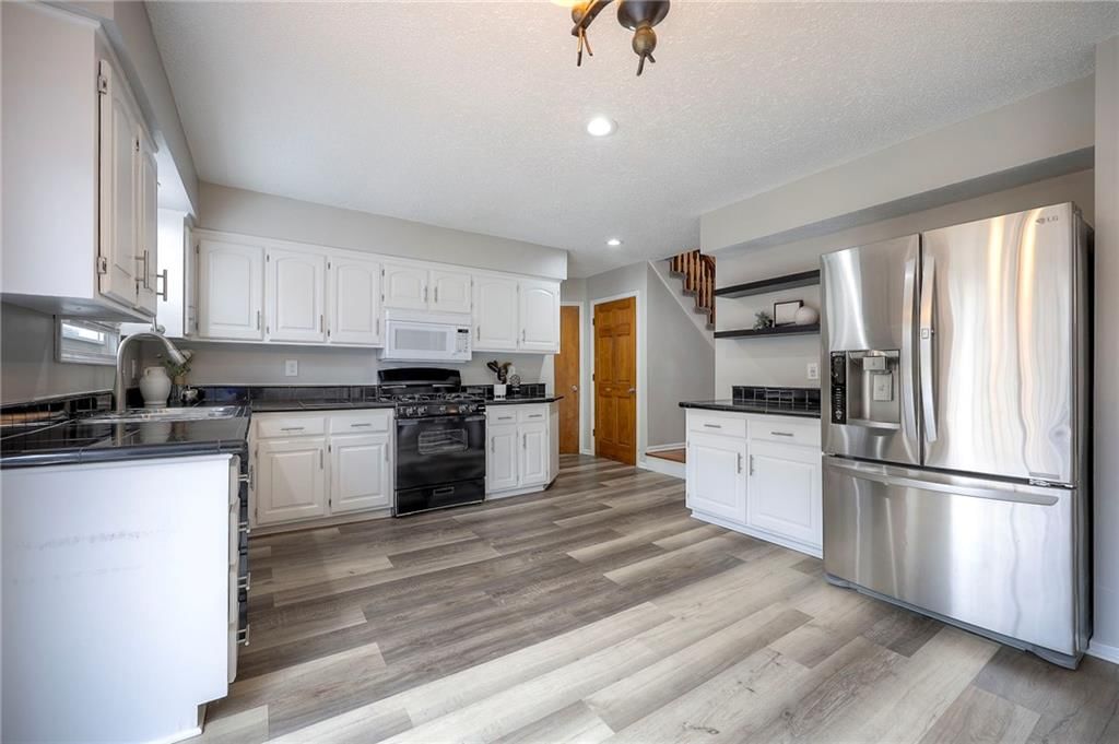 7745 W 154th Terrace — photo 10