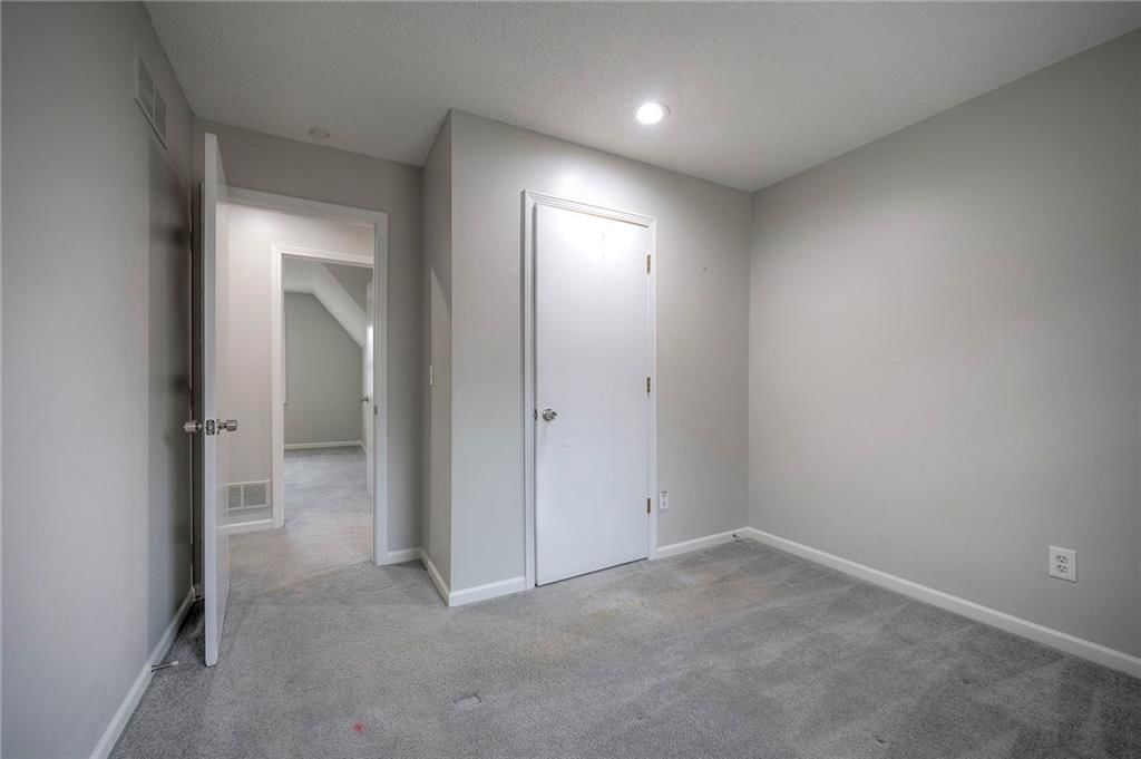 7745 W 154th Terrace — photo 21