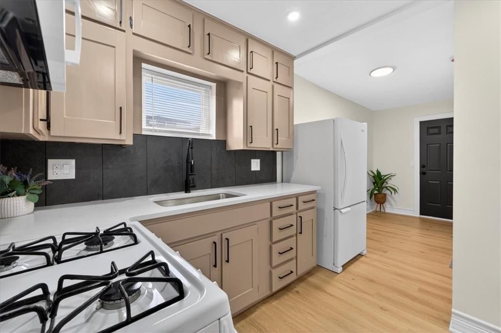 816 S Lake Drive — photo 14