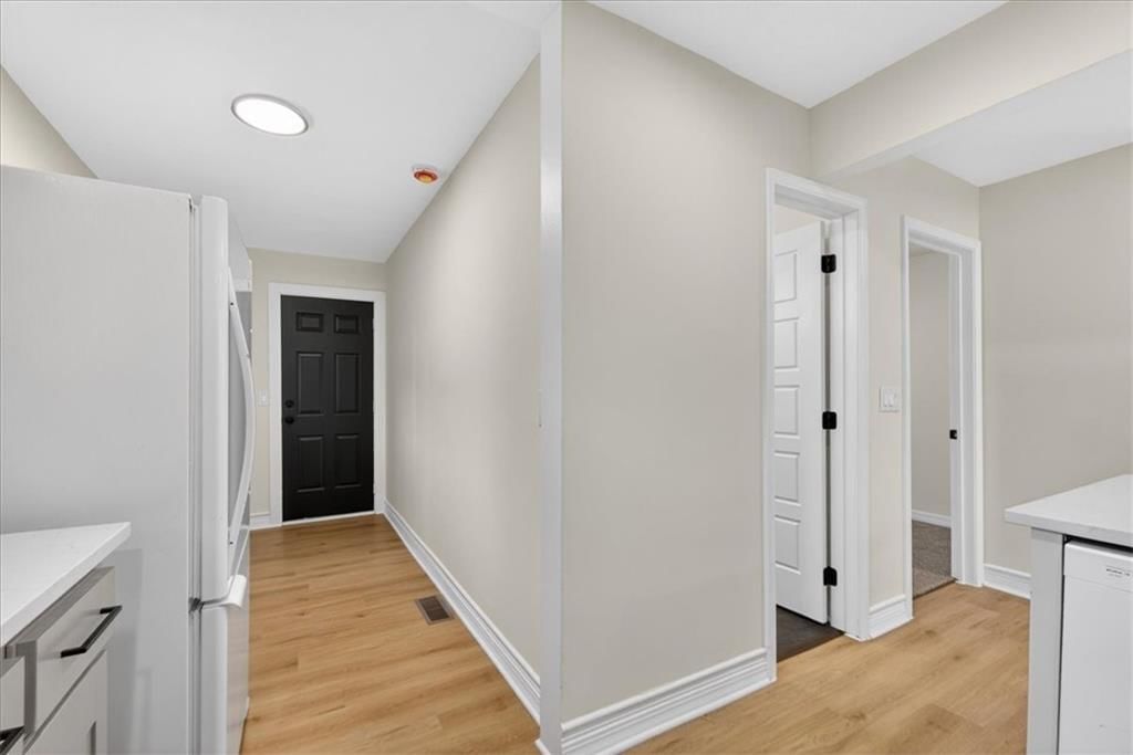 816 S Lake Drive — photo 15