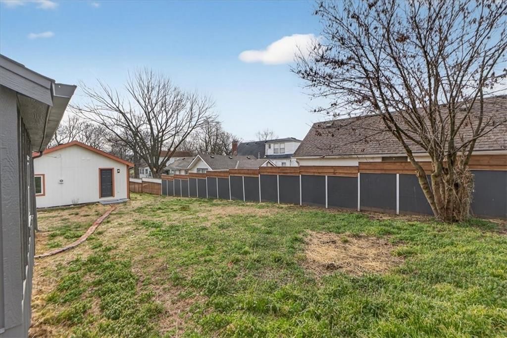 816 S Lake Drive — photo 35
