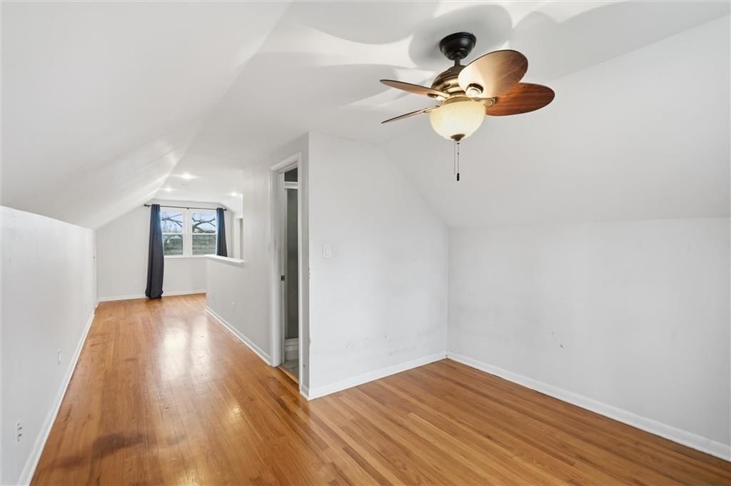 1120 S Leslie Street — photo 20
