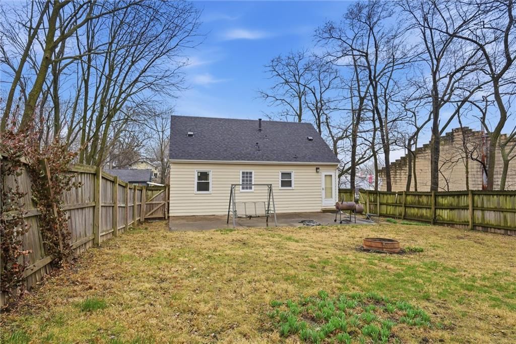 1120 S Leslie Street — photo 28