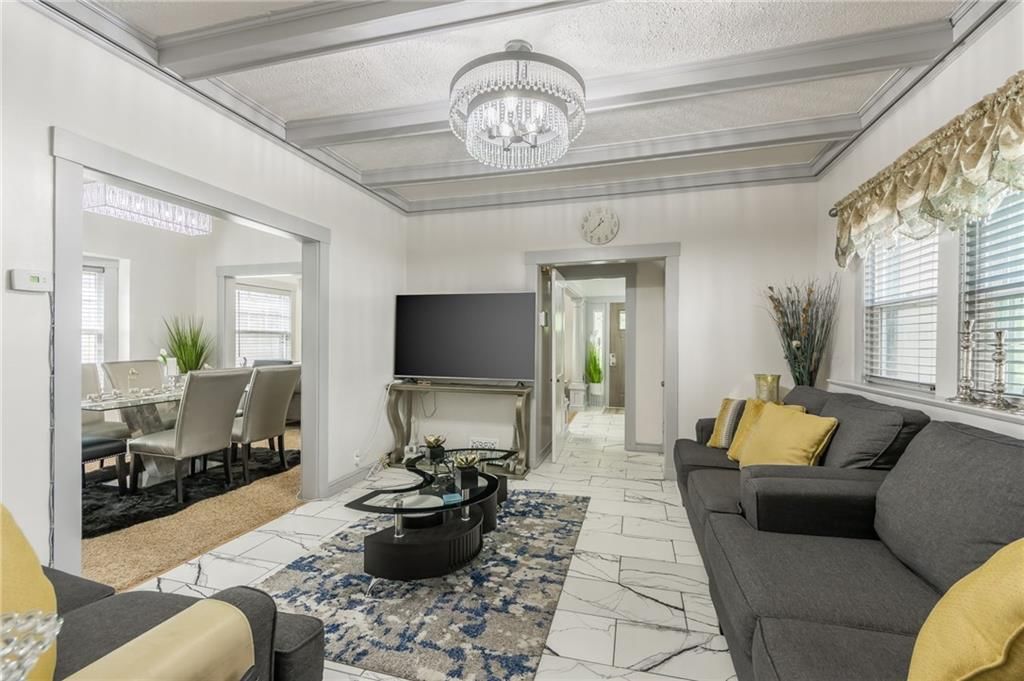 135 Elmwood Avenue — photo 12
