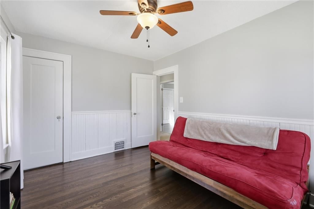 5921 Wornall Road — photo 24