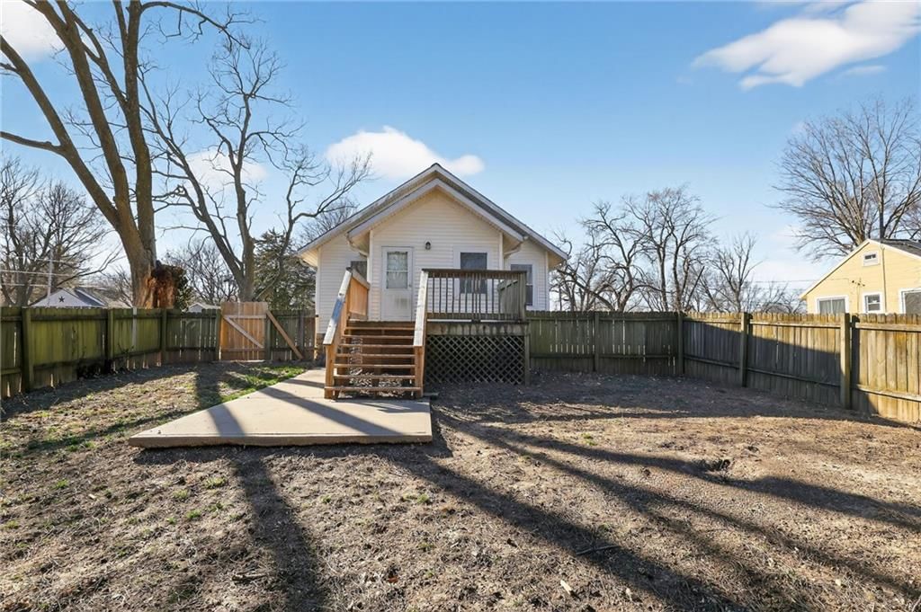 5605 Ditzler Avenue — photo 7