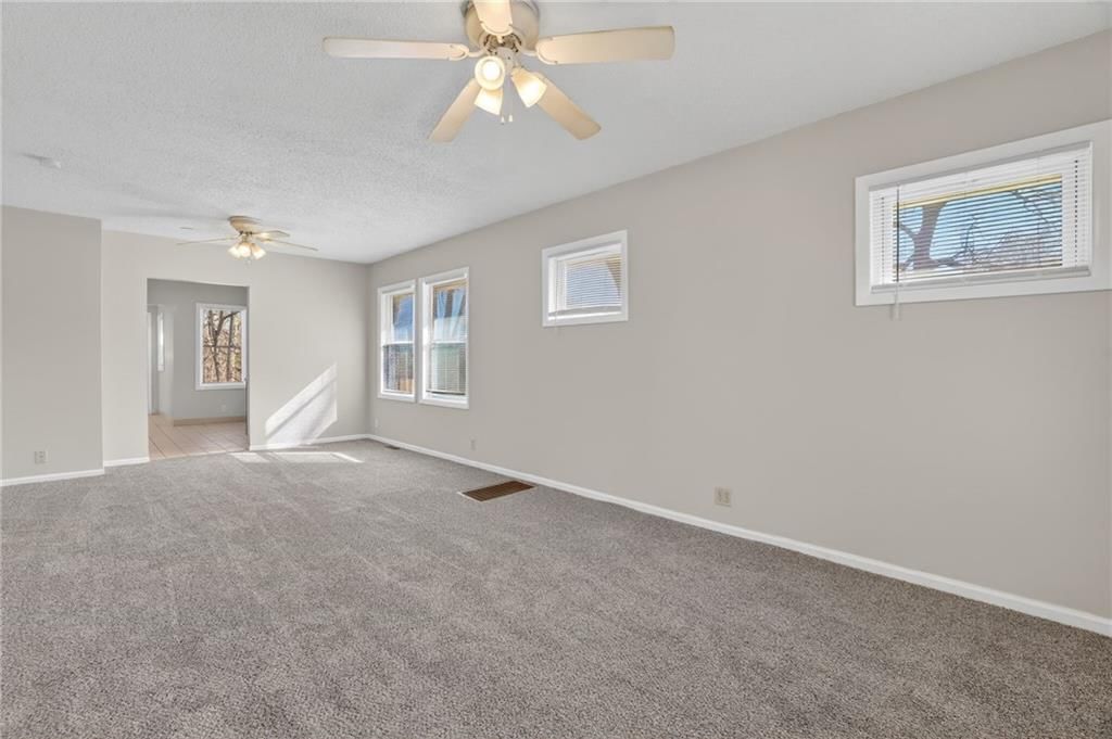 5605 Ditzler Avenue — photo 18