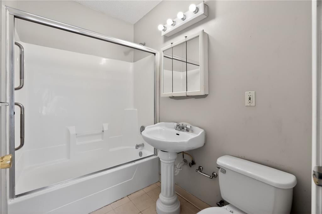 5605 Ditzler Avenue — photo 28