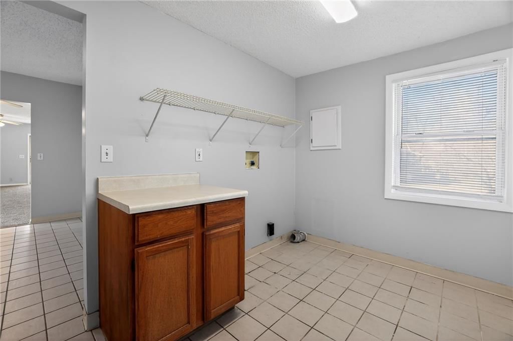 5605 Ditzler Avenue — photo 31