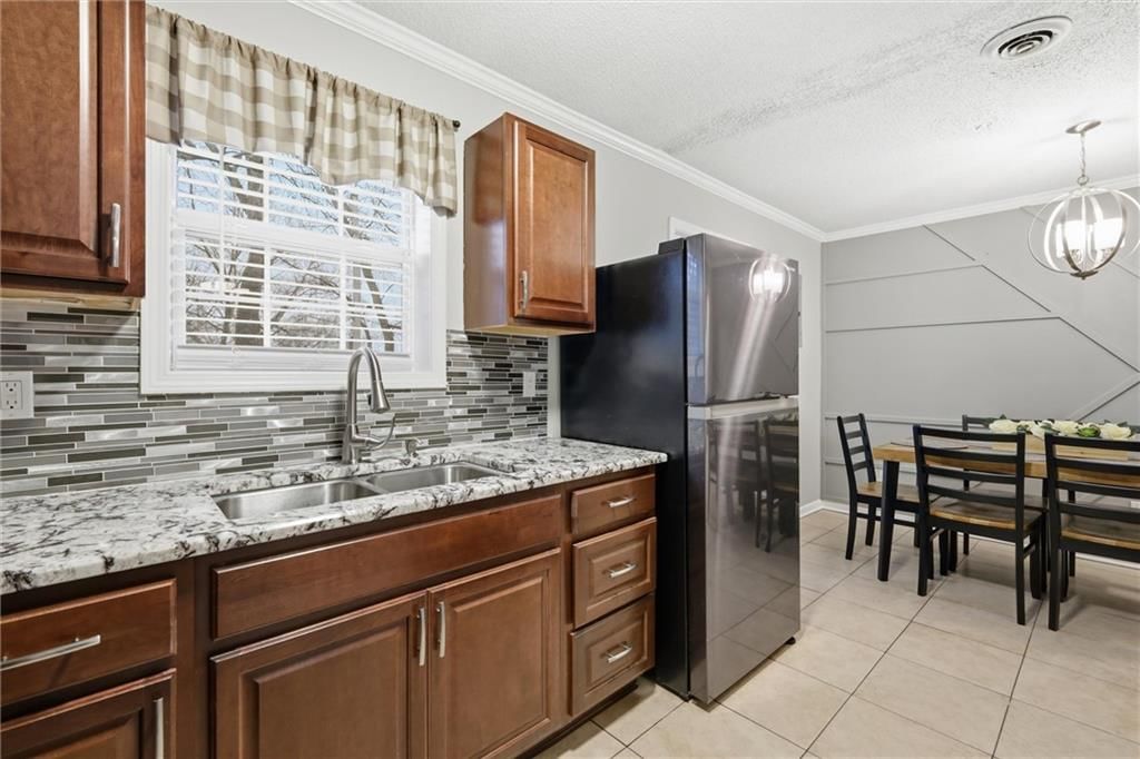 2513 S 48th Street — photo 15