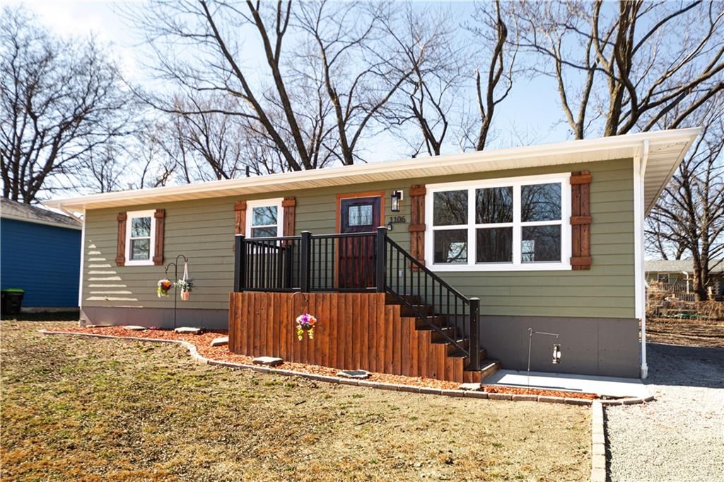 1106 Clayzell Drive, El Dorado Springs, MO