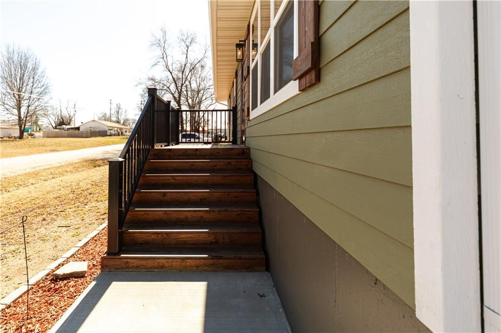 1106 Clayzell Drive — photo 48