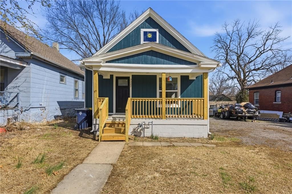 3327 Garfield Avenue — photo 4