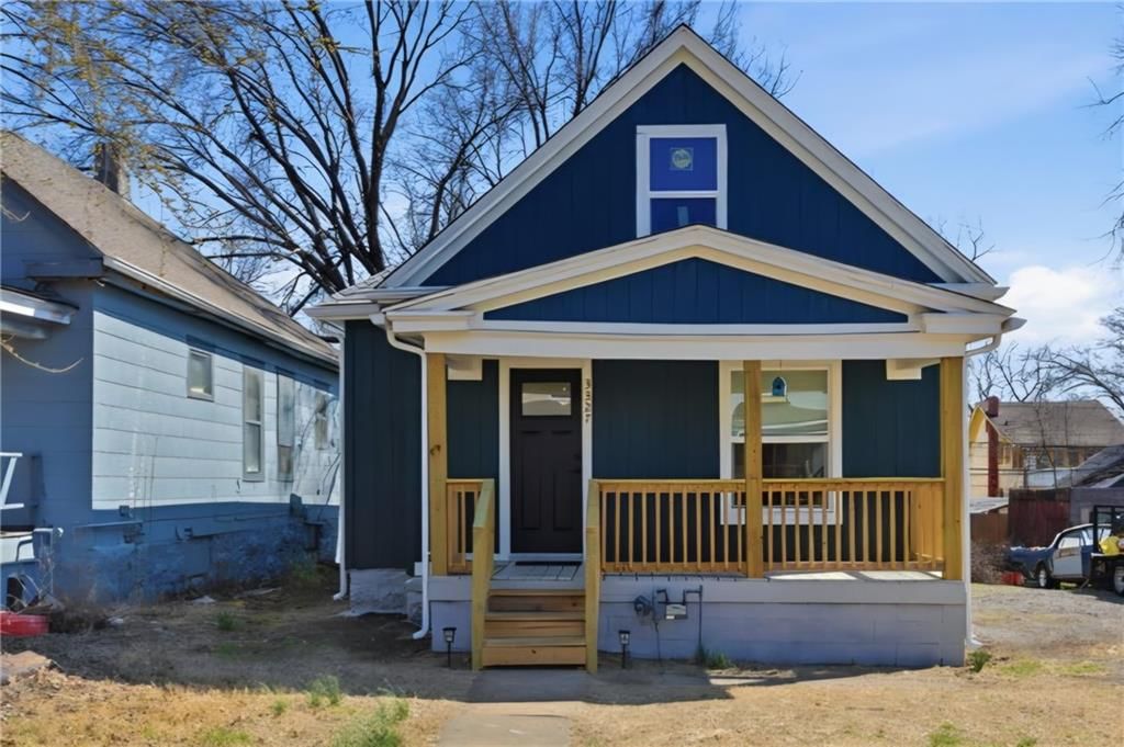 3327 Garfield Avenue — photo 5