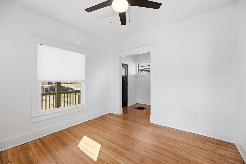 3327 Garfield Avenue — photo 7