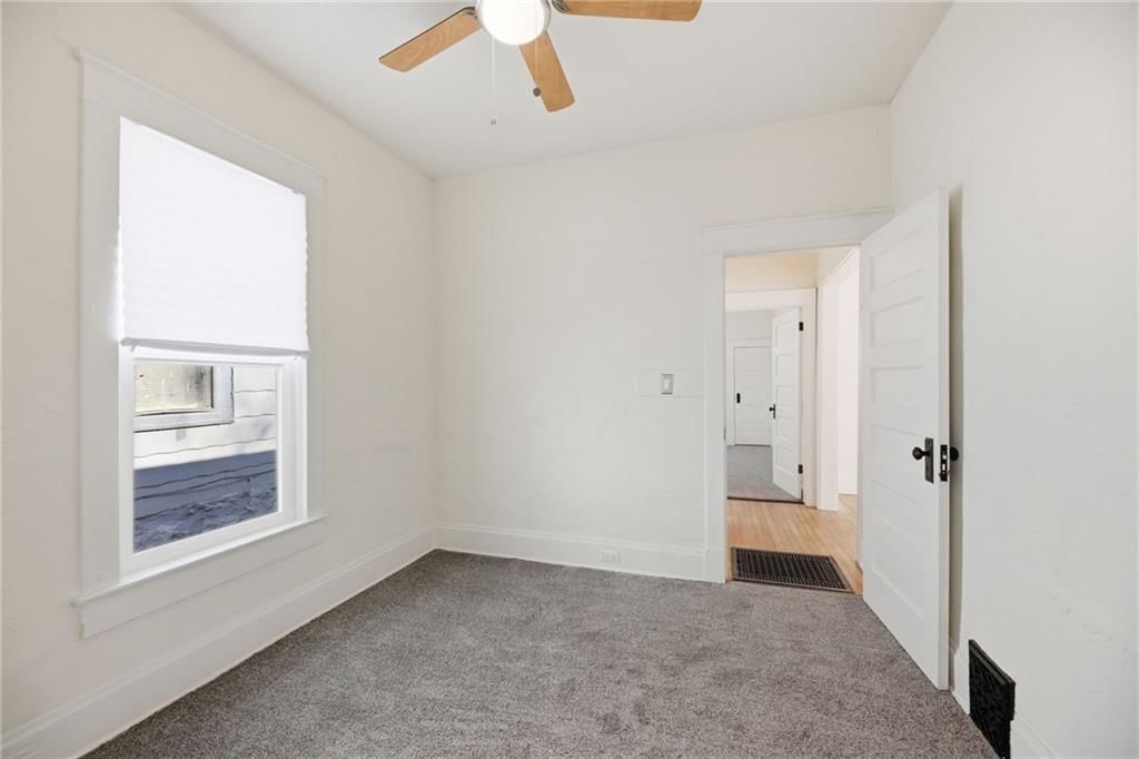 3327 Garfield Avenue — photo 17