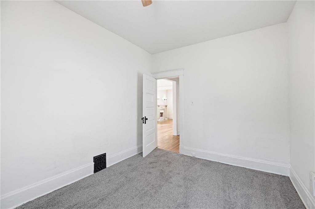 3327 Garfield Avenue — photo 20