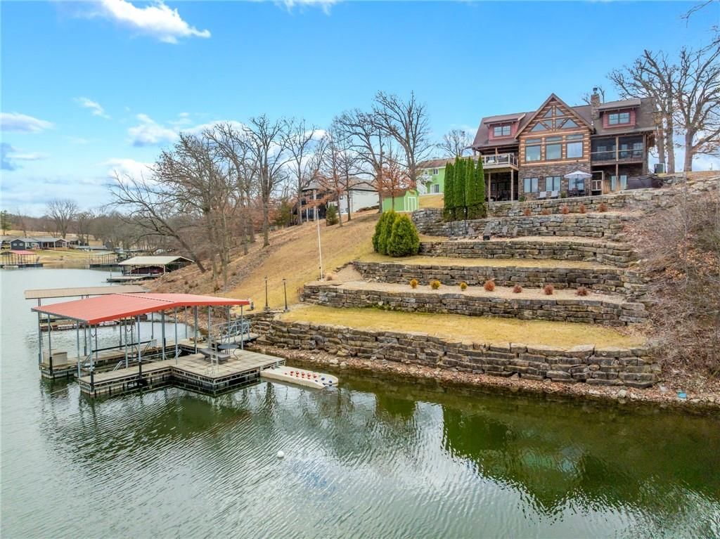 226 Lake Viking Terrace — photo 4