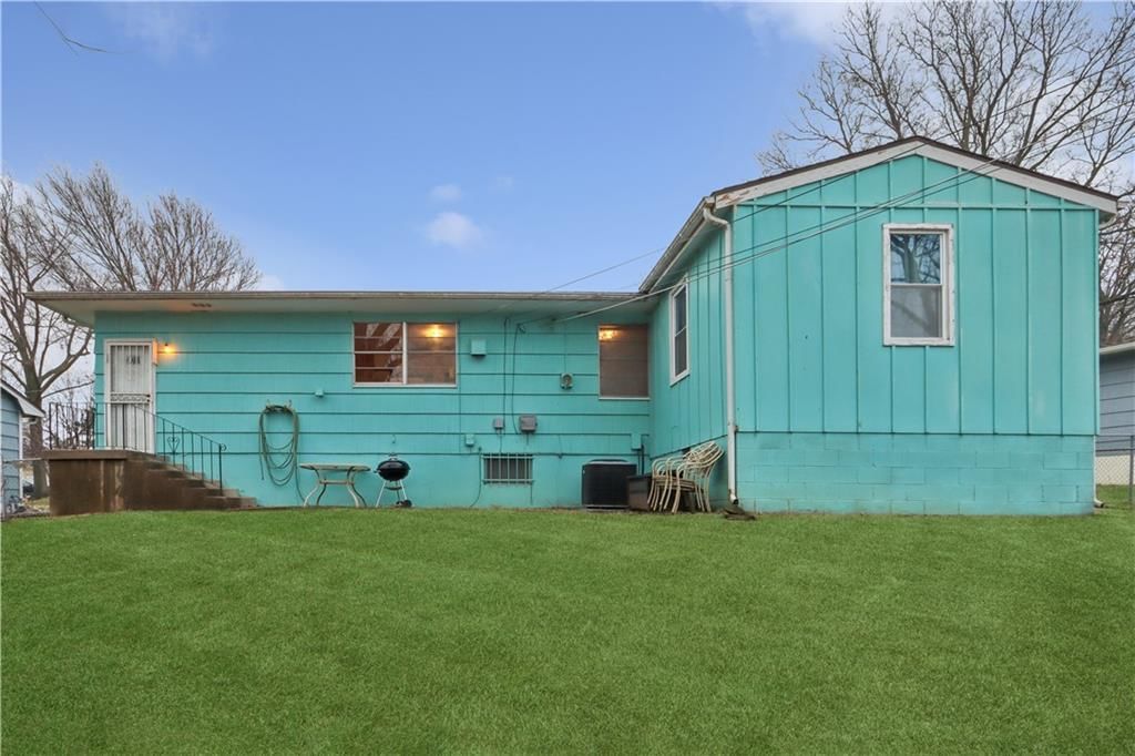 11412 Myrtle Avenue — photo 12