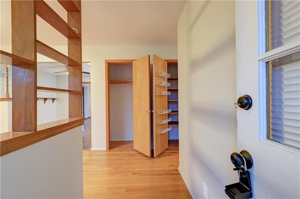 3613 Randall Drive — photo 2