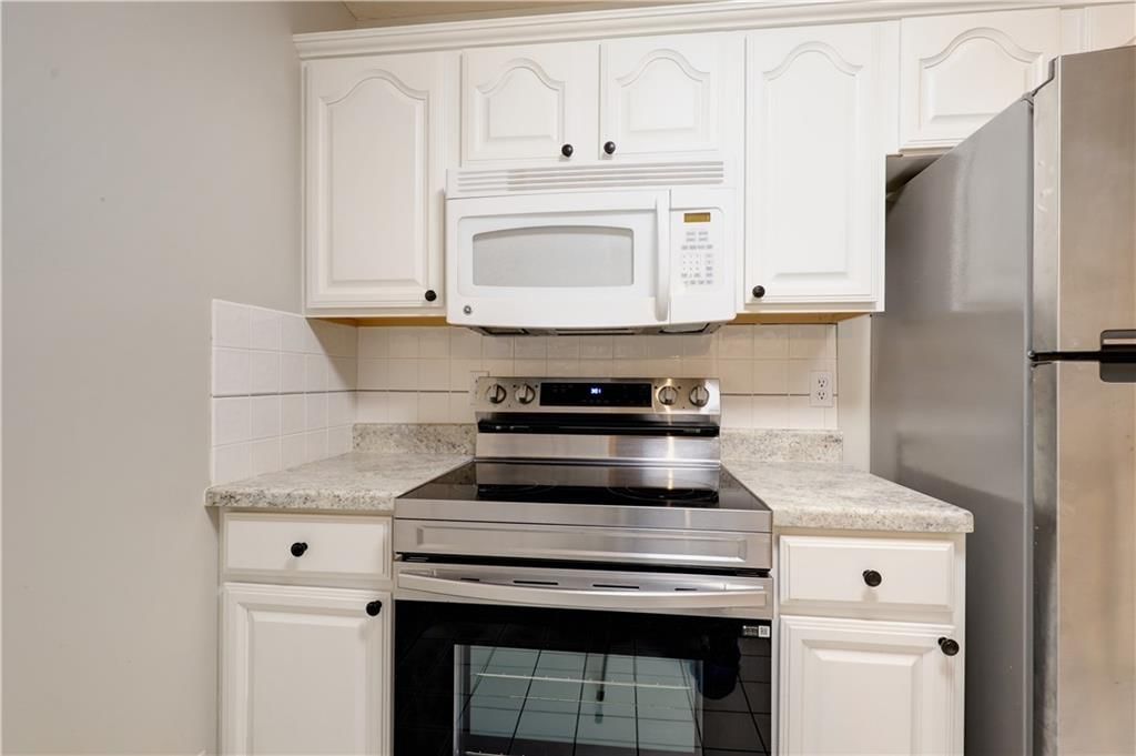 3613 Randall Drive — photo 9