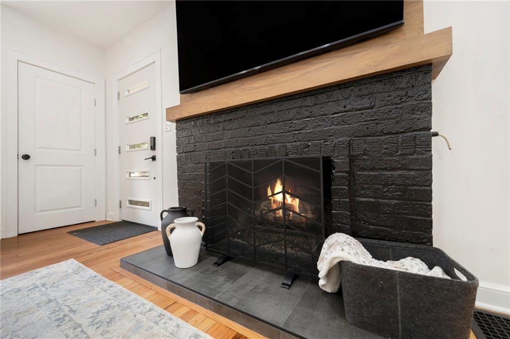 1407 W 50th Street — photo 7