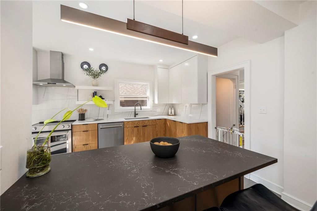 1407 W 50th Street — photo 13
