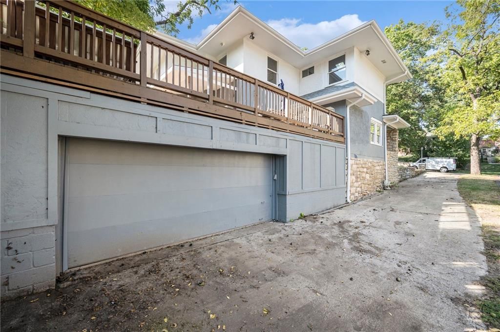 1407 W 50th Street — photo 37