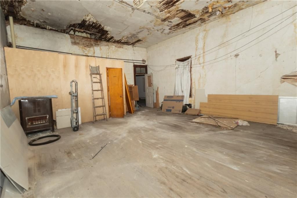 106 W Main Street — photo 28
