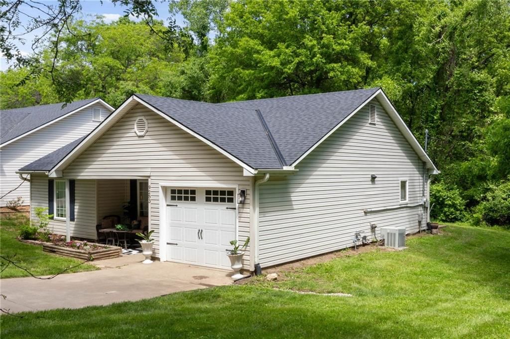 9253 Walnut Street — photo 44